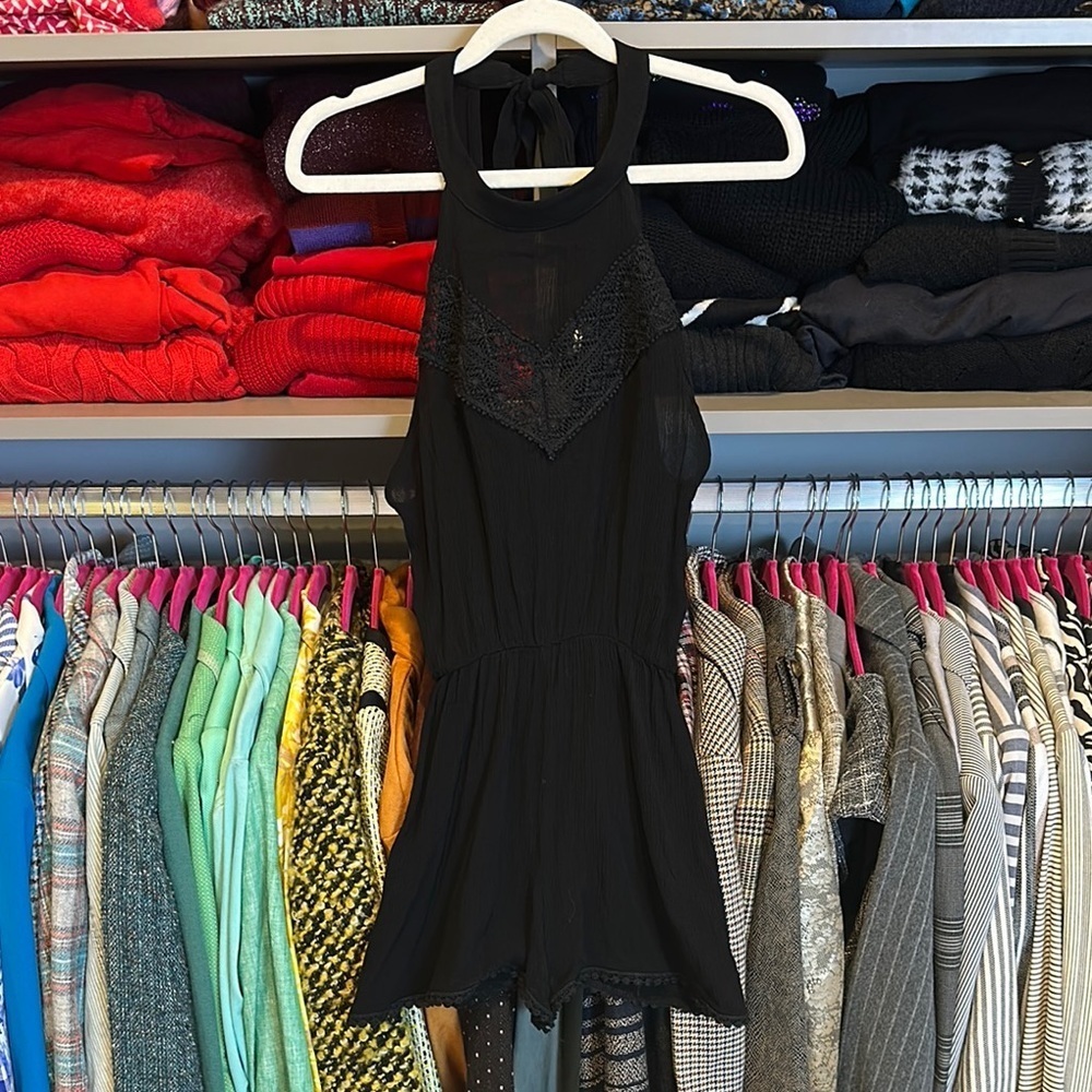 Unbranded black sleeveless tie back embroidered romper size S